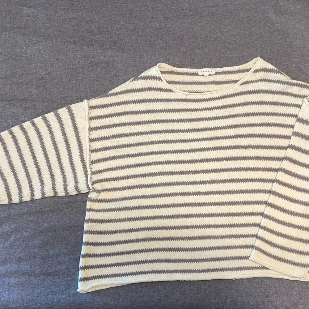 womens sweaters, Cream Sweater With Gray Stripes, Promesa